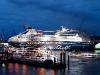 Mein Schiff bei der Taufe in Hamburg