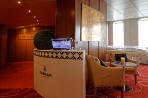 Foyer Bar