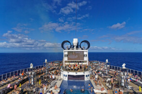 Miami Beach Pool, Deck 16