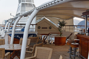 Top of the Yacht Bar