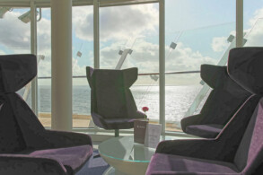 X Lounge