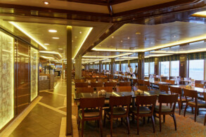 Buffet Horizon Court