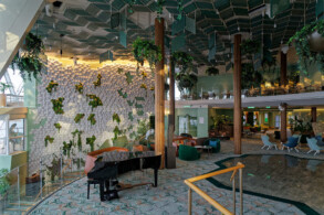 Eden Lounge