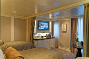 Superior Suite 803