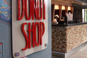 Donut Shop - Boardwalk - Oasis of the Seas
