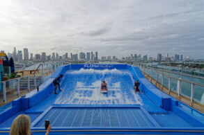 Thrill Island, Flow Rider