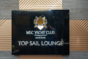 Top Sail Lounge