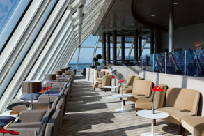 X Lounge