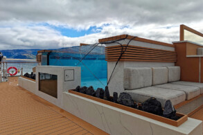 Pooldeck