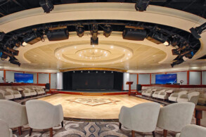 Cabaret Lounge, Theater