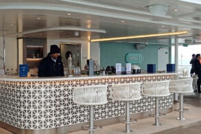 Bar 17