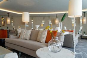 Retreat Lounge