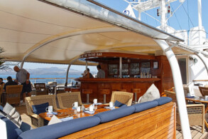 Top of the Yacht Bar
