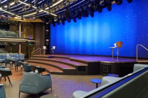 Theater Arena Poltrona Frau