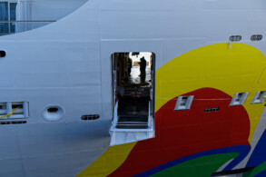 Norwegian Encore in Bremerhaven