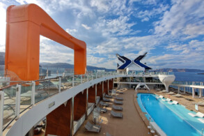 Pooldeck - Resort Deck