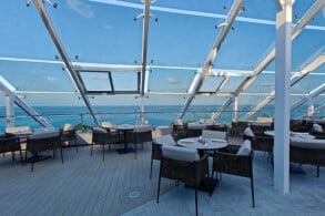 Yacht Club Bar and Grill