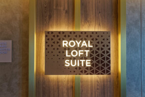 Royal Loft Suite 1820