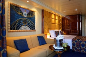 Deluxe-Suite 15004