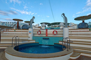 Pooldeck