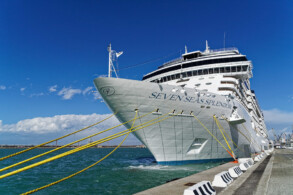 Seven Seas Splendor in Livorno