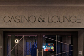 Casino & Raucher-Lounge