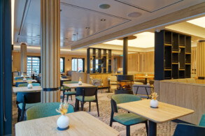 Club Lounge
