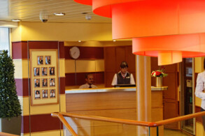 Atrium - Rezeption