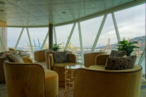 Suite Lounge
