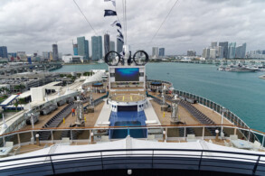 Miami Beach Pool, Deck 16