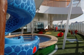 Pool & Aussenbereich