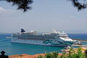Norwegian Jade in Katakolon