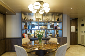 Cove Residence Suite 8033