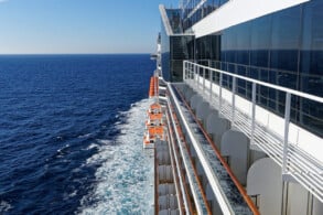 Blick vom Seaview-Pool-Balkon