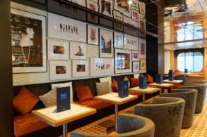 Art Bar