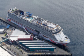 Norwegian Joy in Seattle