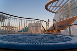 Pool- und Sonnendeck 18