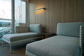 9092 - TP - Terrace by the Sea