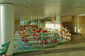 Aquadome Market