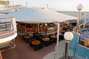 Laguna Bar