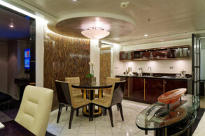 Oceania Suite 12011