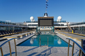 Atmosphere pool