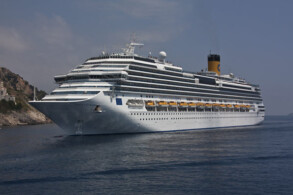Costa Favolosa