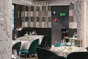 Yacht Club Restaurant