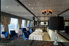 Le Bistro