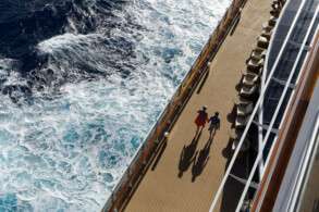 Promenade, Deck 8