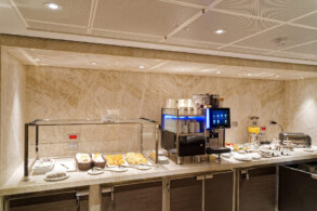 Concierge Lounge