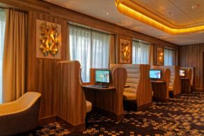 Atrium -Internet Cafe