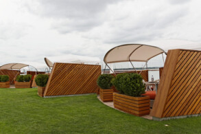 Lawn Club Alcoves