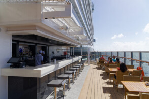 Promenade, Deck 8